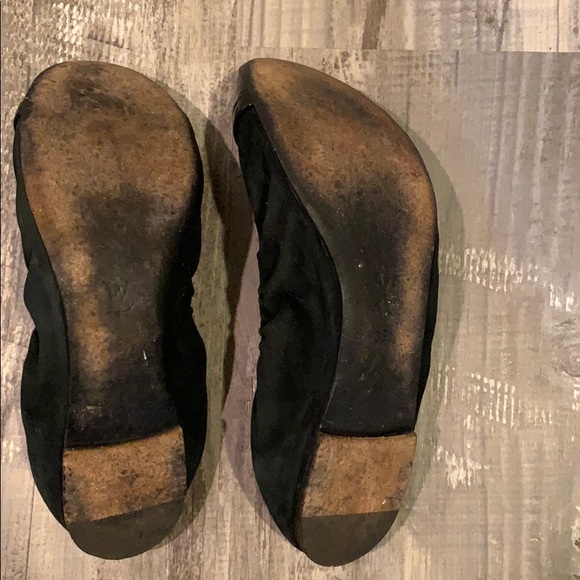 Shoes - Picture 5 of 7